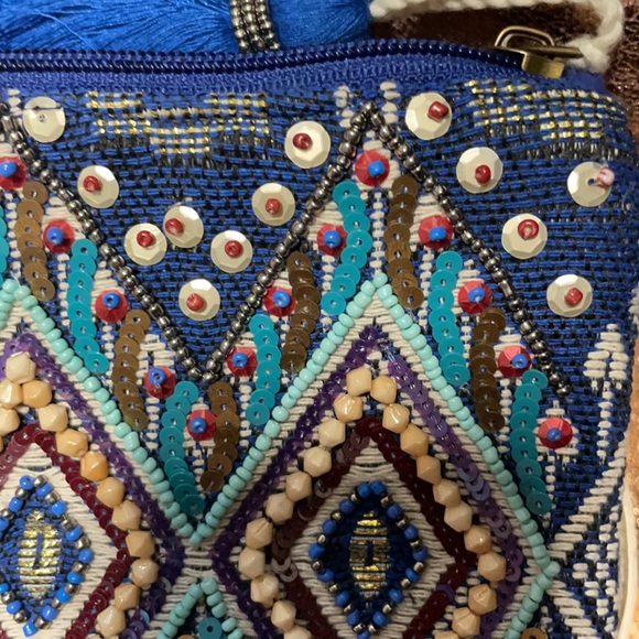 Amber rose cute hippy pouch clutch - Picture 4 of 4